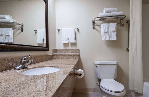 Hiram Hotel | Best Western Hiram Inn & Suites