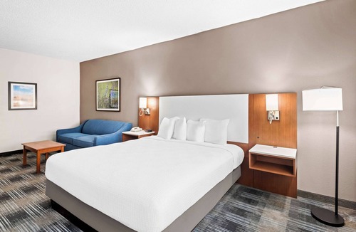 Ottumwa Hotel | Best Western Ottumwa Inn & Suites