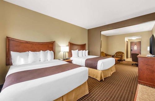 Grand Island Hotel | Best Western Plus Grand Island Inn & Suites