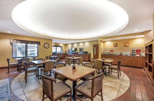 Grand Island Hotel | Best Western Plus Grand Island Inn and Suites