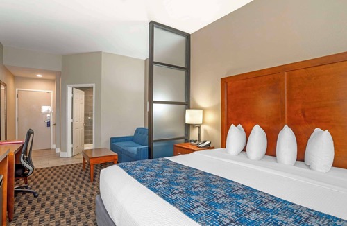 Greenville - Spartanburg Hotel | Best Western Plus Greenville I-385 Inn & Suites