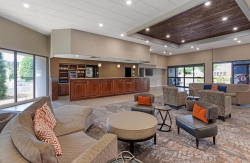 Madison Hotel | Best Western Plus Madison-Huntsville Hotel