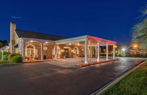 Santee Hotel | Best Western PLUS Santee Inn