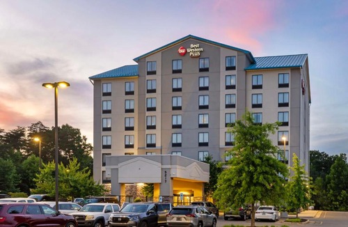 Thornburg Hotel | Best Western Plus Thornburg Inn & Suites