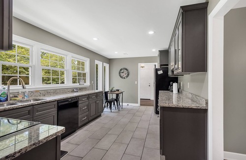 Huntsville Condo | Bethany Grove House A | Spacious Group Retreat