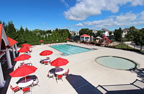 Ocean View House | Bethany Lakes house with a community pool, gym, tennis & free WiFi