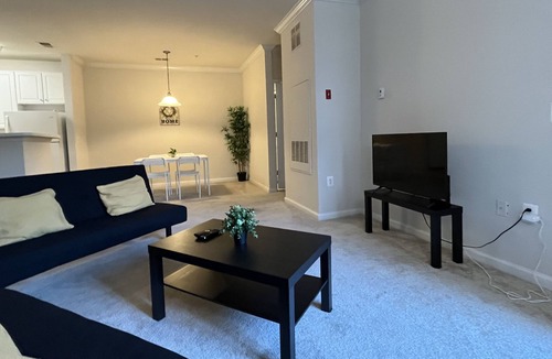 North Bethesda Apartment | Bethesda Getaway by Metro