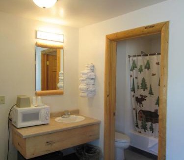 Cody Hotel | Big Bear Motel