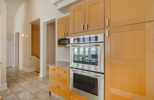 Surf City House | Big Blue -Mini-Resort, Movie Theater, Pools, Hot Tub, Beach Front, Sleeps 28!