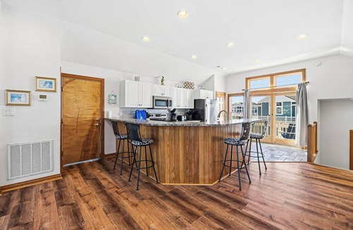 Buck Island Condo | Big Blue (North) | 1,625 ft to the beach | Dog Friendly and Community Pool