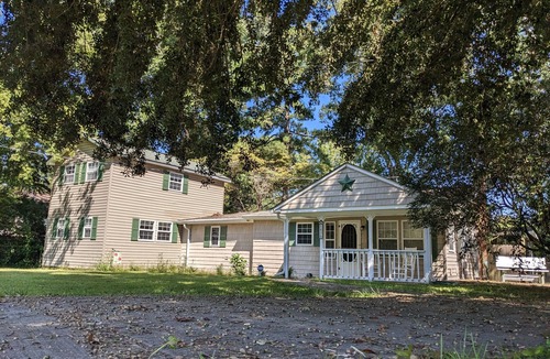 Manning Cottage | Big Mama's Lakeside Cottage Lake Marion