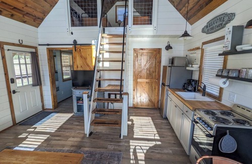 Custer House | Black Hills Farmhouse