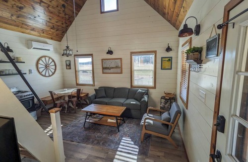 Custer House | Black Hills Farmhouse