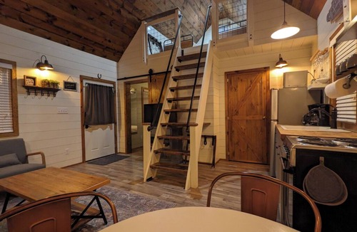 Custer House | Black Hills Farmhouse