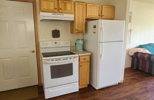 Sundance Apartment | Black Hills Gateway Getaway! Pet friendly with gorgeous mountain views.