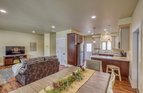 Rockerville Condo | 🌲 Black Hills Home: 2 Bedroom Master King Bed, Sleeps 7