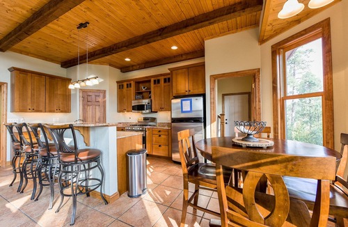 Deadwood Cabin | Black Hills Paradise 5BR Spacious Getaway Home Close to Deadwood