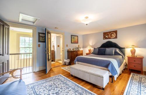 Dyke Bed & Breakfast | Bliss Point Farm