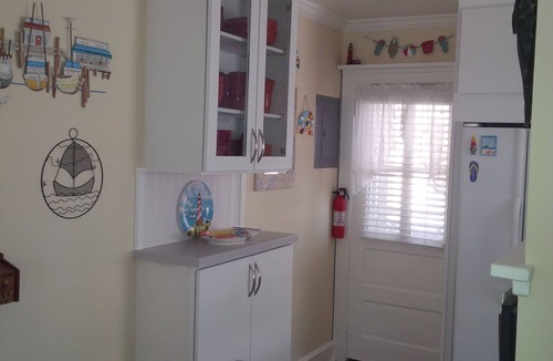 Gold Coast Condo | Block To Beach And Boardwalk Corner Property Great Location