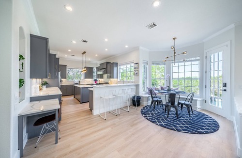 West Oak Hill House | Blue Dreams ATX l Pool Spa Firepit l 12 Min Dtown