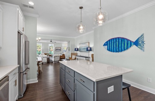 Morehead City House | Blue Heron in the heart of Beaufort, many amenities including a pool!