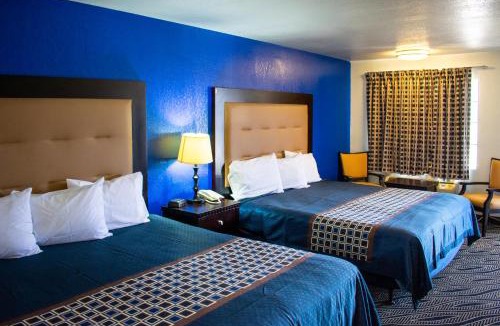 Sallisaw Hotel | Blue Jay Inn & Suites