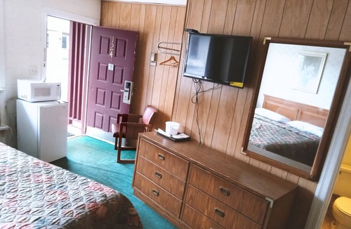 Winfield Hotel | Blue Way Inn And Suites Winfield