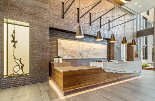 Reston Apartment | Bluebird Suites at Reston Town Center