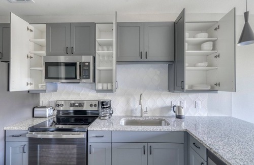 McNeil Apartment | Blueground | Austin, pool, nr Walnut Creek
