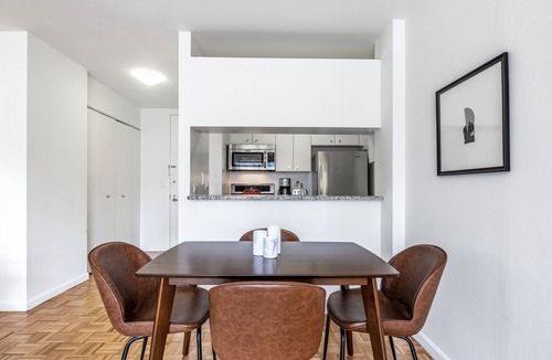 Battery Park City Apartment | Blueground | Battery Park City, rooftop, nr Battery Park