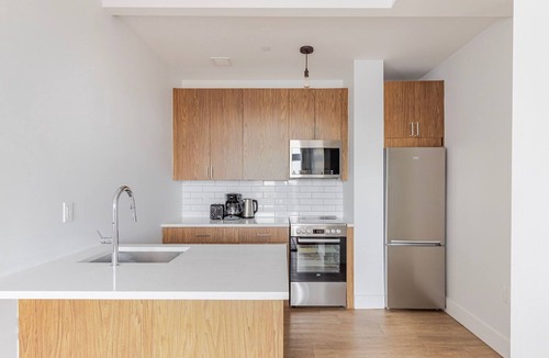 Boerum Hill Apartment | Blueground | Boerum Hill, rooftop, nr Brooklyn Bridge