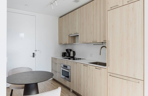 Clinton Hill Apartment | Blueground | Clinton Hill, pool, gym & AC, nr park