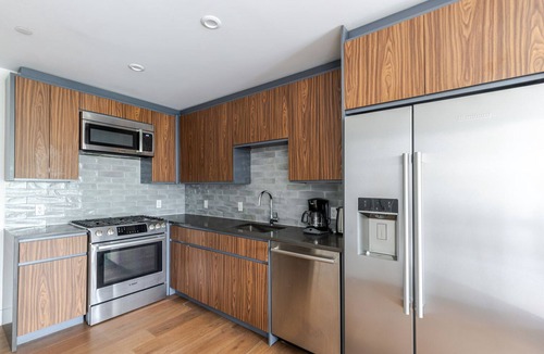 Clinton Hill Apartment | Blueground | Clinton Hill, rooftop, nr Fort Greene Park