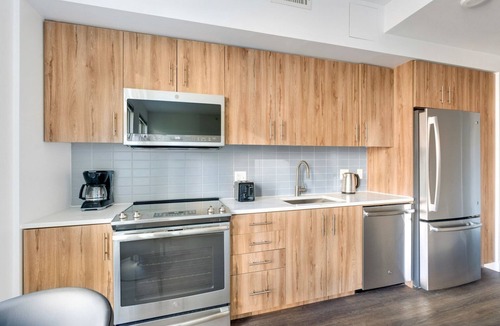 Capitol Hill Apartment | Blueground | Southwest Waterfront, rooftop, nr National Mall