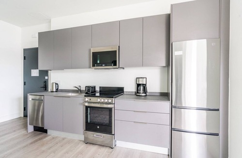 Truxton Circle Apartment | Blueground | Truxton Circle, fitness, nr Union Market