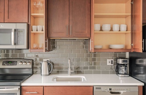 Ballston Apartment | Blueground | Virginia Sq, pool & w/d, nr parks