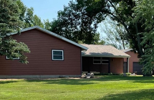 Springfield House | Bluffs Bend Retreat