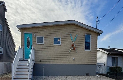 Beach Haven West House | Boater & Beach Lover’s Retreat
