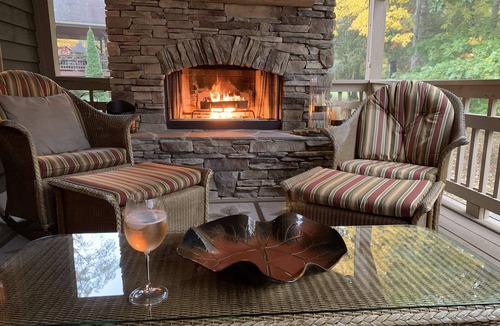 Cullowhee House | BOOK EARLY FOR FALL! Screened Porch - Gorgeous Fireplaces!