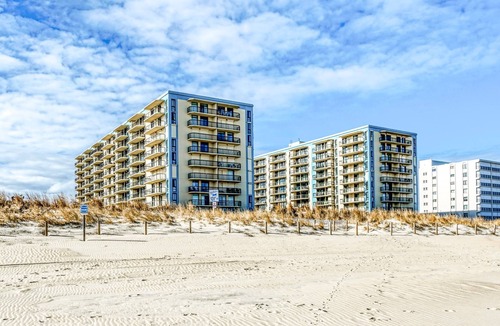 North Ocean City Condo | Braemar 503N-Oceanfront 131st St, Free WiFi, Pool, Elev, W/D, AC