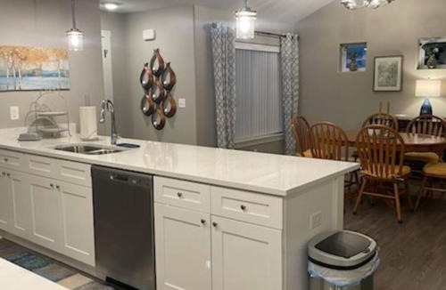 Bettendorf Apartment | Brand New 3 Bedroom Condo in Bettendorf