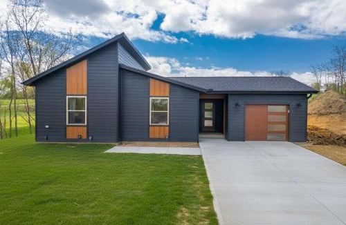 The Galena Territory Villa | BRAND NEW construction with stunning golf views!