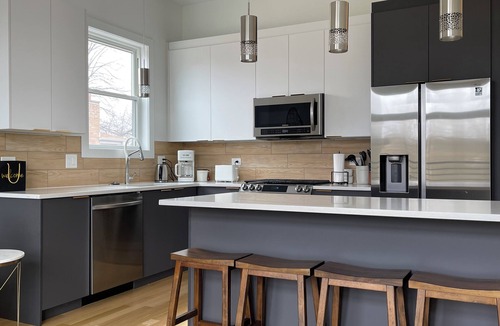 Jefferson Park Condo | Brand new luxury space + roof deck in enchanting Chicago, with hi-speed WiFi.