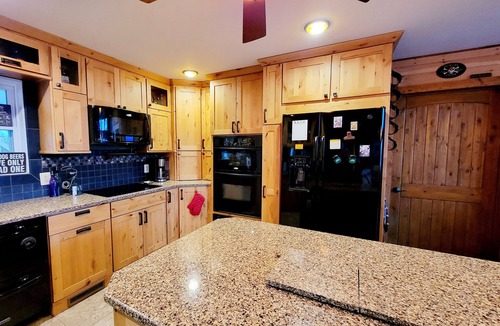 Mineral House | Breathtaking ICONIC Lake Anna Waterfront Property