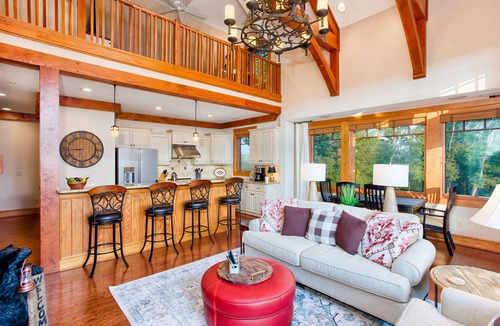Boone Condo | Breathtaking View - Fabulous & Well-Stocked Kitchen - Now renting for October🍁🍂🍁