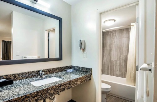 North Chesterfield Hotel | Brentwood Inn Richmond South