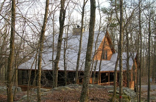 Mentone Cabin | Briar Ridge Tucked between the Rocks on Lookout Mountain
