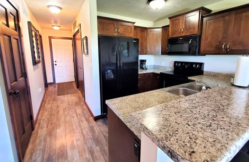 Spirit Lake Villa | Bridges Bay Vacation Cabin 265