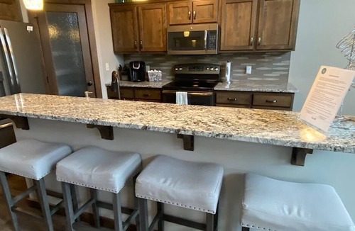 Spirit Lake Villa | Bridges Bay Vacation Cabin 150
