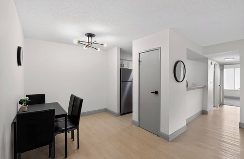 Lenexa Apartment | Bright 2BR apartment near Kansas City